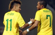 Brazilian forwards Neymar (L) and Robinho (R) celebrate goal