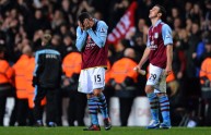 La disperazione dei giocatori dell’Aston Villa